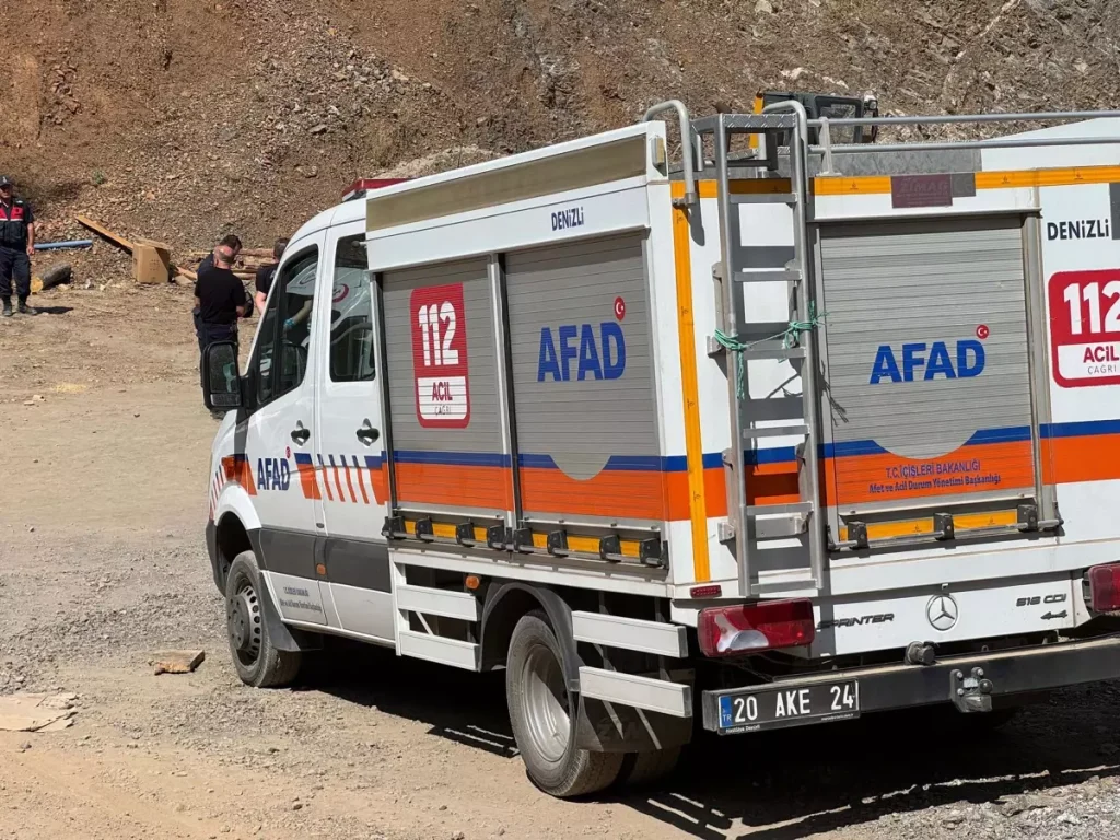 Maden Göçüğünde Mahsur Kalan İşçiler İçin Çalışmalar Sürüyor