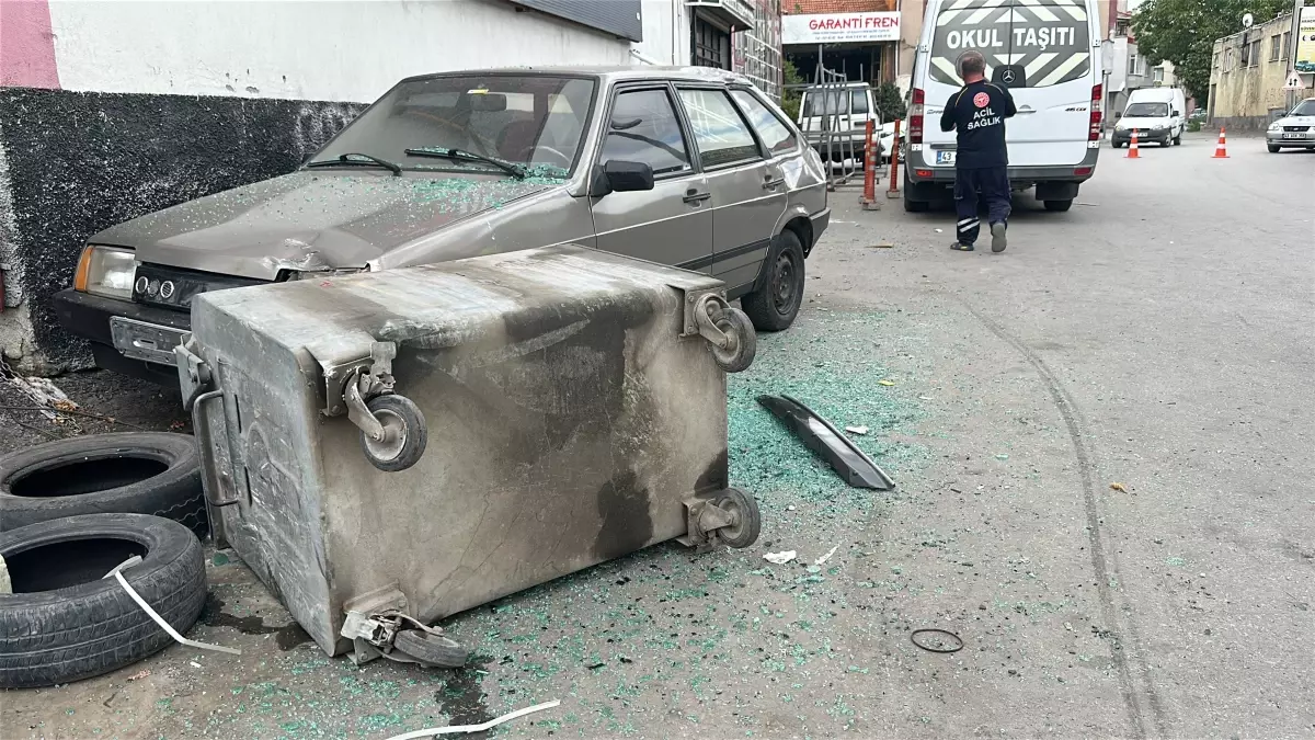 Okul Servisleri Çarpıştı: 7 Yaralı