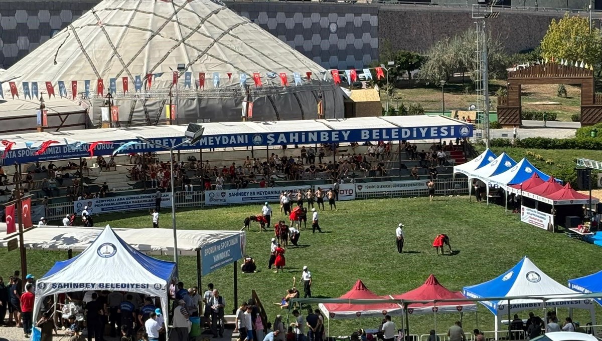 Gaziantep’te geleneksel güreş heyecanı