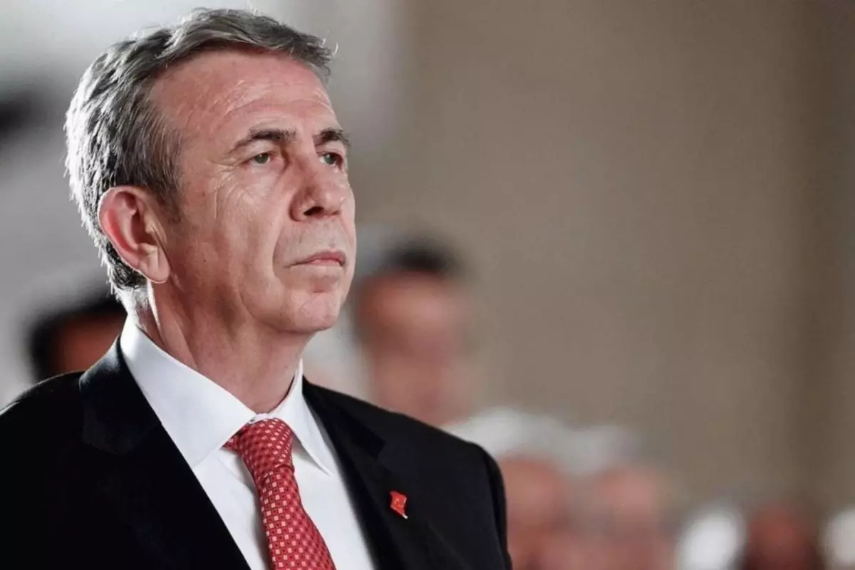 CHP İstanbul İl Başkanlığı’nda Gerginlik: Eylem Yasağı Getirildi