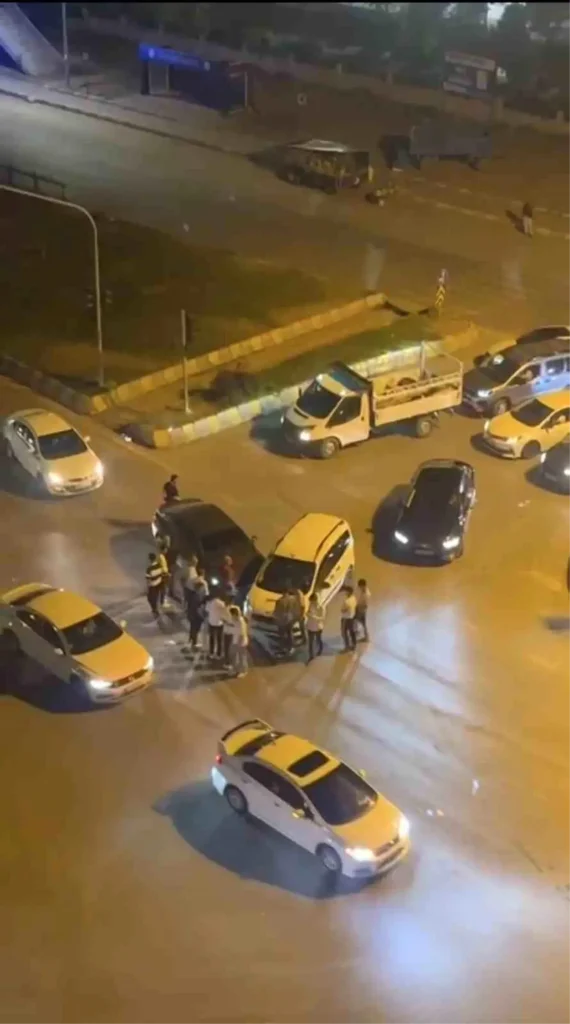 Muş’ta Trafik Kazası: Araçlarda Maddi Hasar Oluştu