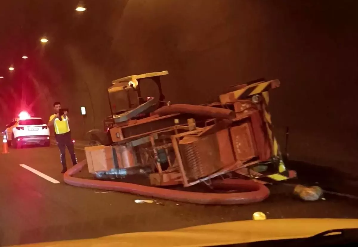 Tünelde Patoz Kazası: Sürücü Yaralandı