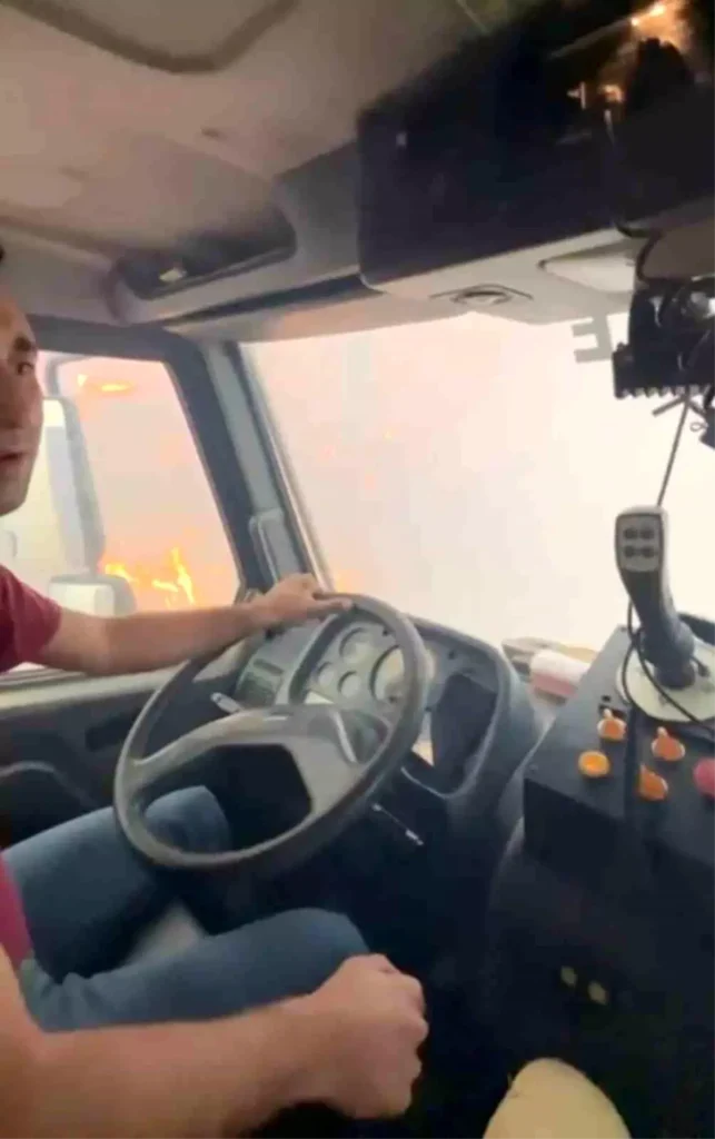 Orman Yangınında İşçilerin Zor Anları Kamerada