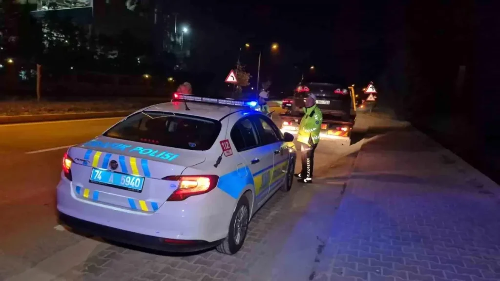 Trafiği Tehlike Altına Alan Alkollü Sürücüye Müdahale