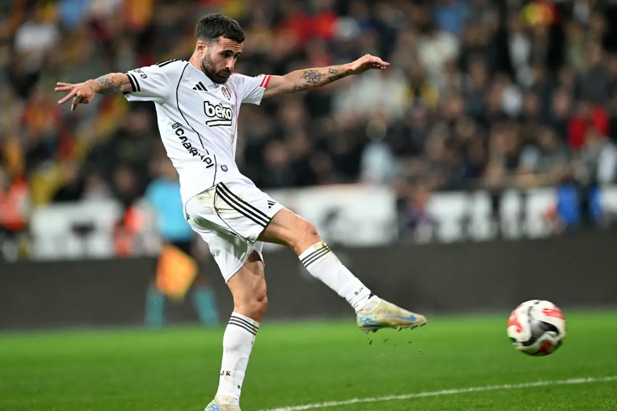 Rafa Silva, Kariyerinde İlk Kez Hat-Trick Yaptı