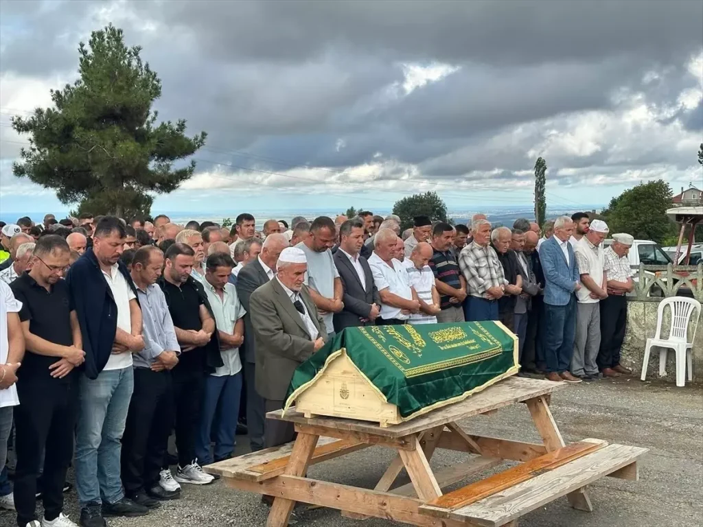 Samsun’da Muhtar Şükrü Nacak Hayatını Kaybetti