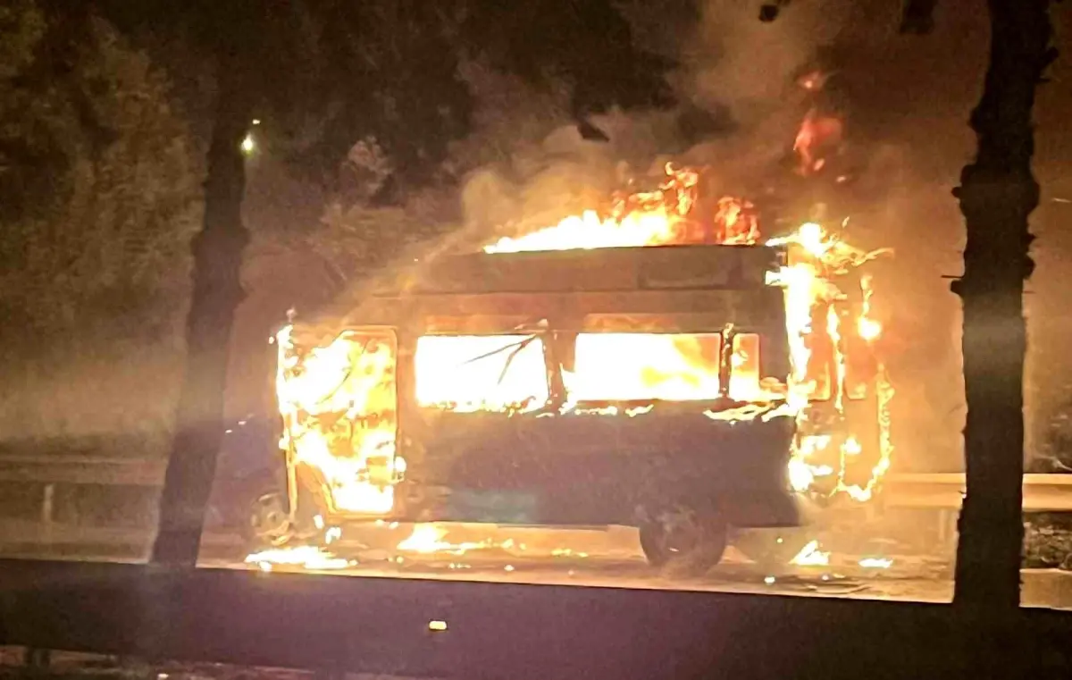 Minibüs Alevler Eğrisi