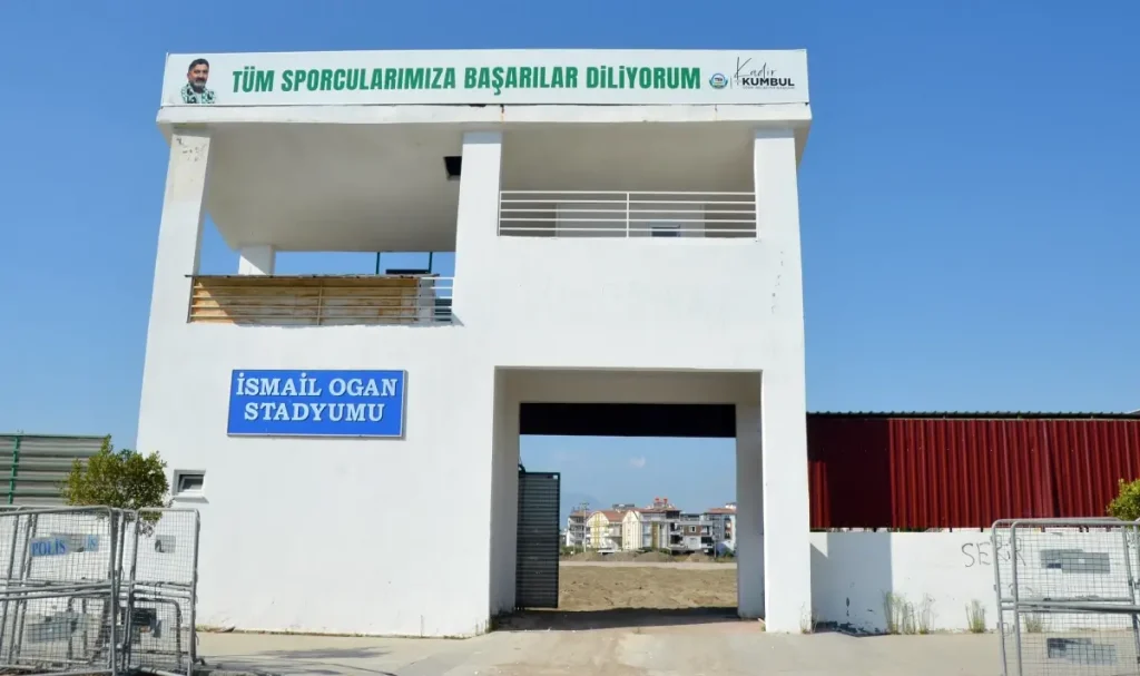Serik Stadyumu’nda Tadilat Çalışması Durduruldu