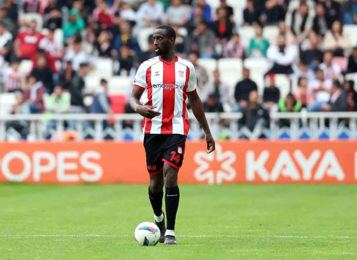 Sivasspor, Fransız Futbolcu Samba Camara’ya Teşekkür Etti