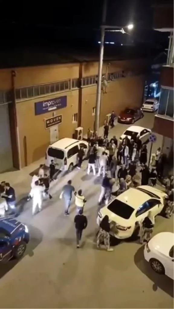 Sünnet Düğününde Kalabalıklar Kavga Etti