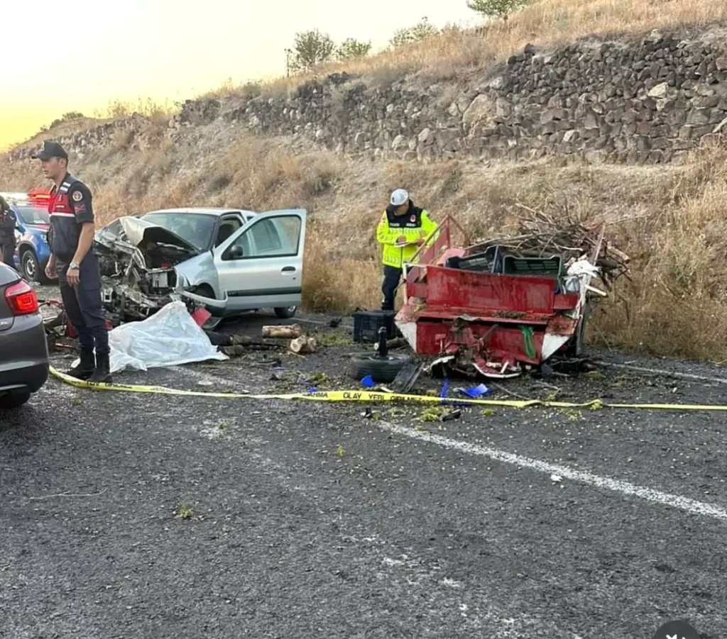 “Trafik Kazası: 1 Ölü, 4 Yaralı”