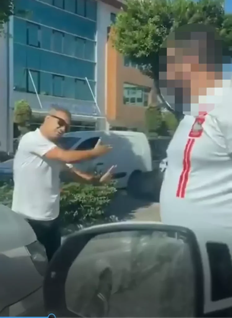 Trafikteki Tartışma Şiddete Döndü