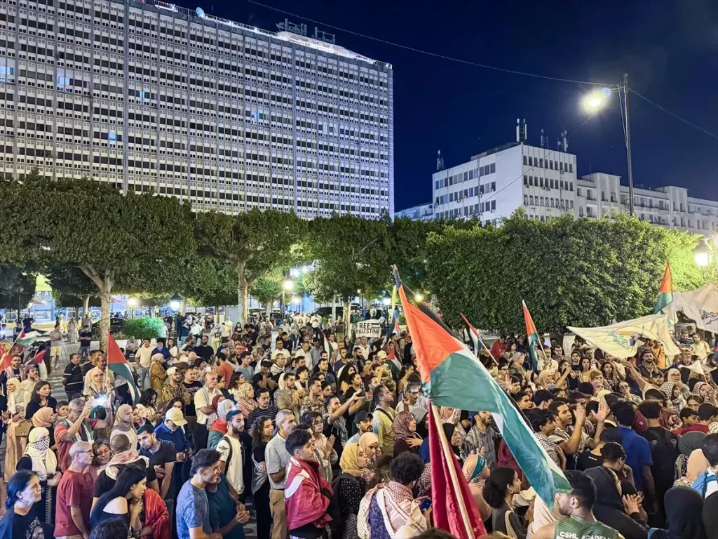 Tunus’ta İsrail’e Karşı Protesto Gösterisi