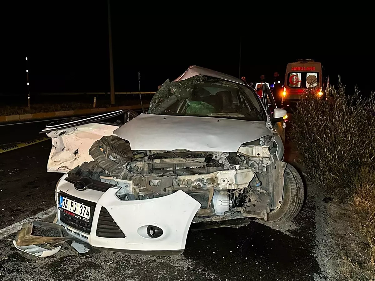 Uşak’ta Tırla Çarpışan Otomobilde 1 Ölü