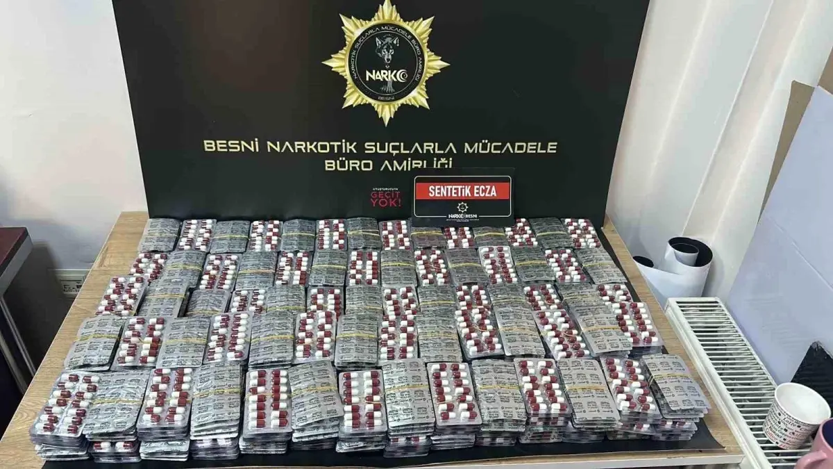 Uyuşturucu Operasyonunda 2 Şahıs Tutuklandı