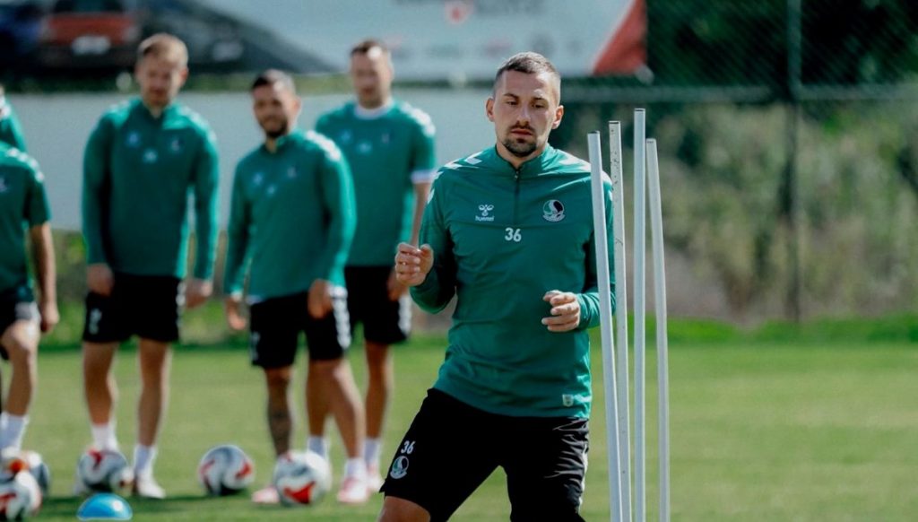 Sakaryaspor, Amedspor mesaisinde