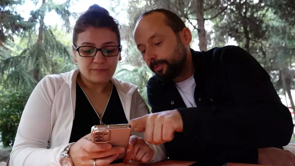 Yaşıyor Ama 7 Yıldır Ölü Görünüyor