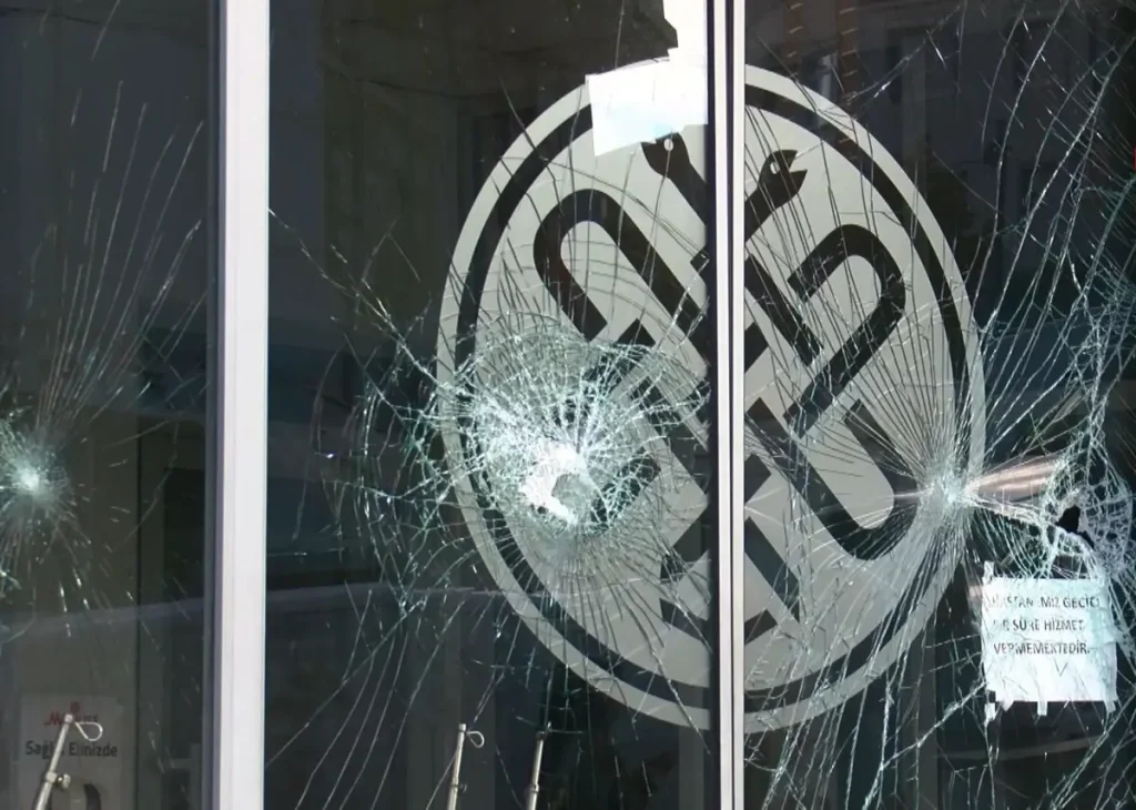 Yenidoğan Çetesi Davası: Şüpheli Ölüm ve Haksız Kazanç İddiaları