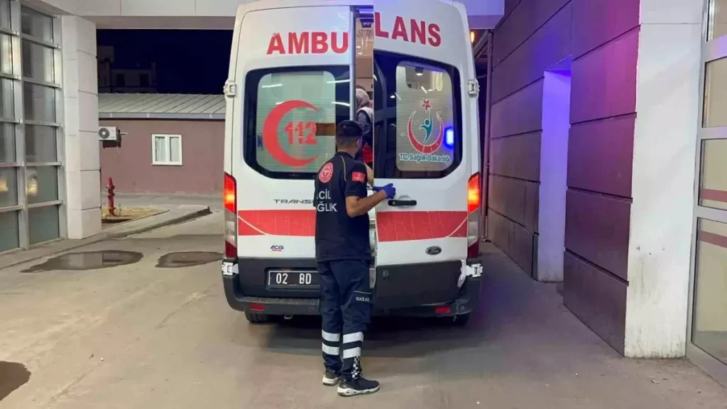 İnşaat İşçisinin Dengesini Kaybederek Düşmesiyle Yaralanması