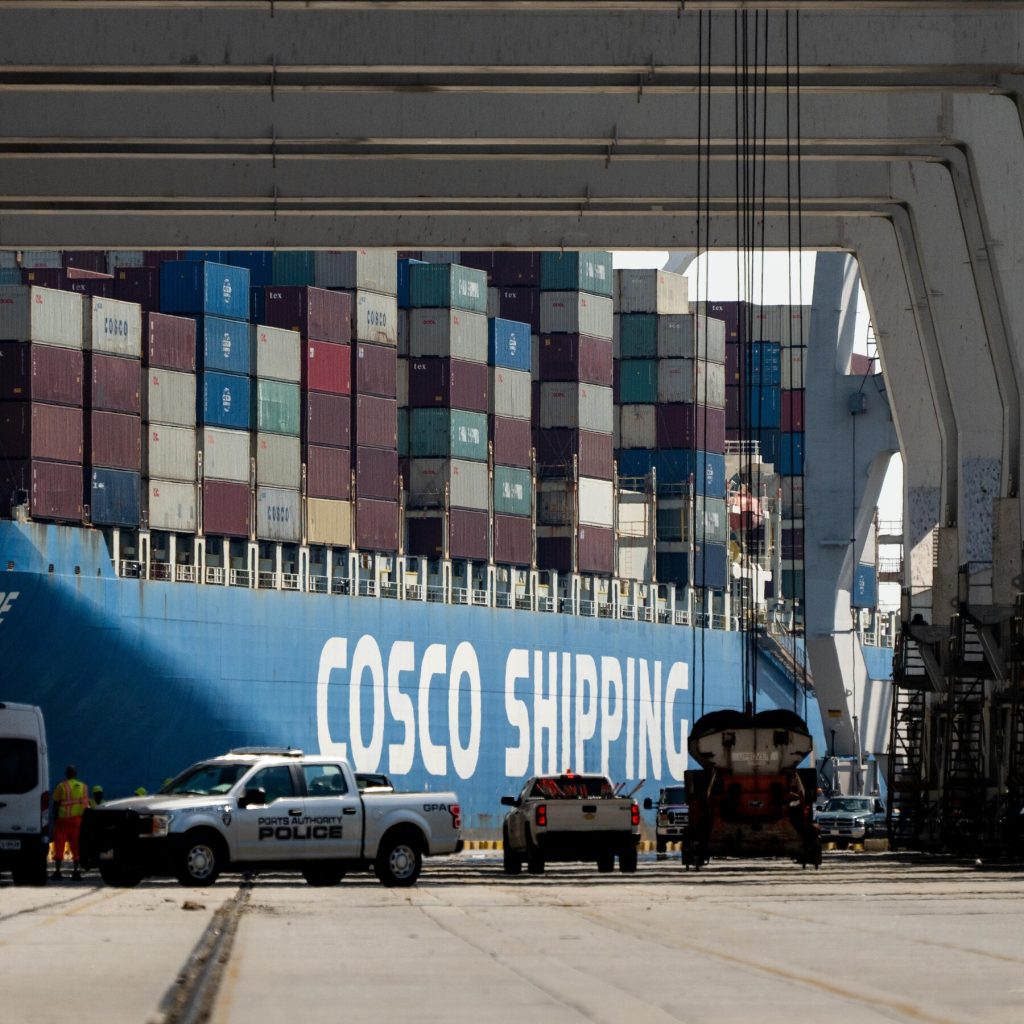 U.S. Imposes Docking Fees on Chinese Ships at American Ports