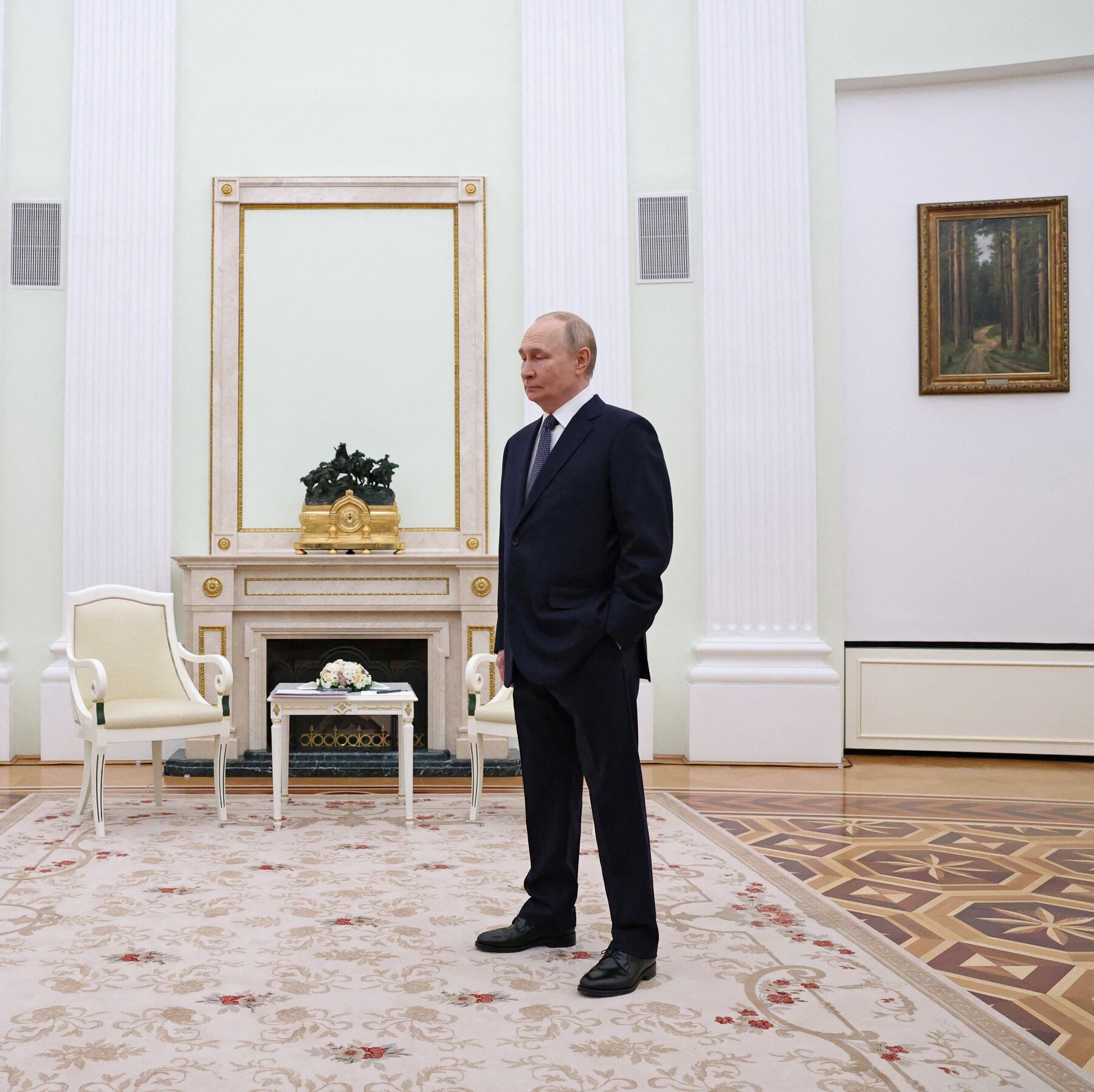 Moscow Warns of Retaliation if Europe Taps Russian Assets to Aid Ukraine