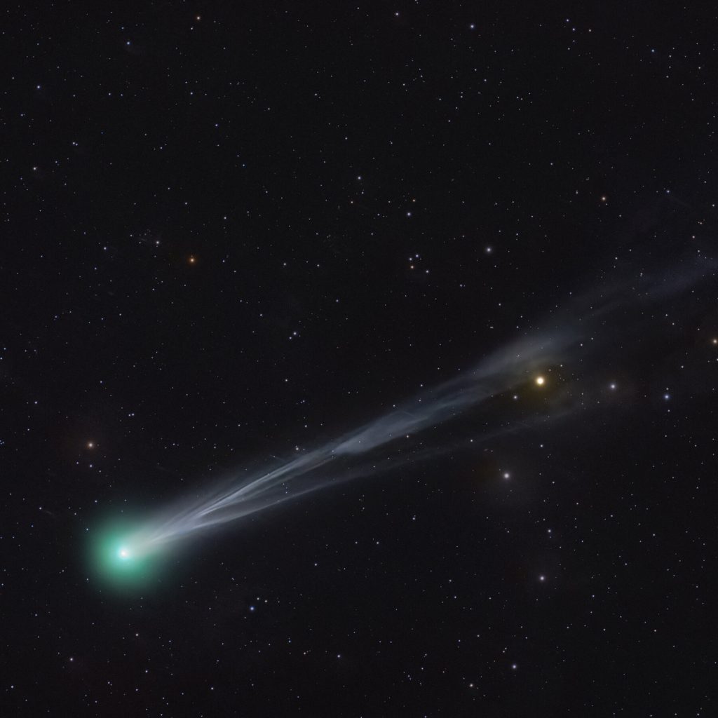 Double Comet Spectacle: How to Spot A6 (Lemmon) and R2 (SWAN) in October’s Night Skies