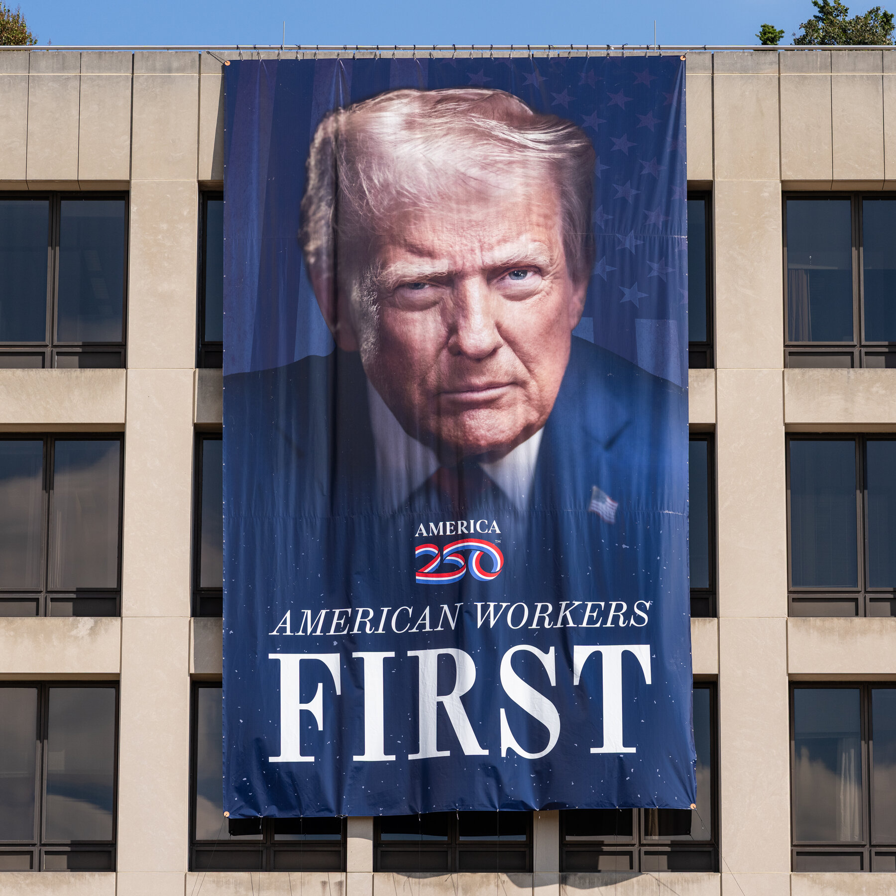 The Jobs Report That Wasn’t Leaves Economists Guessing