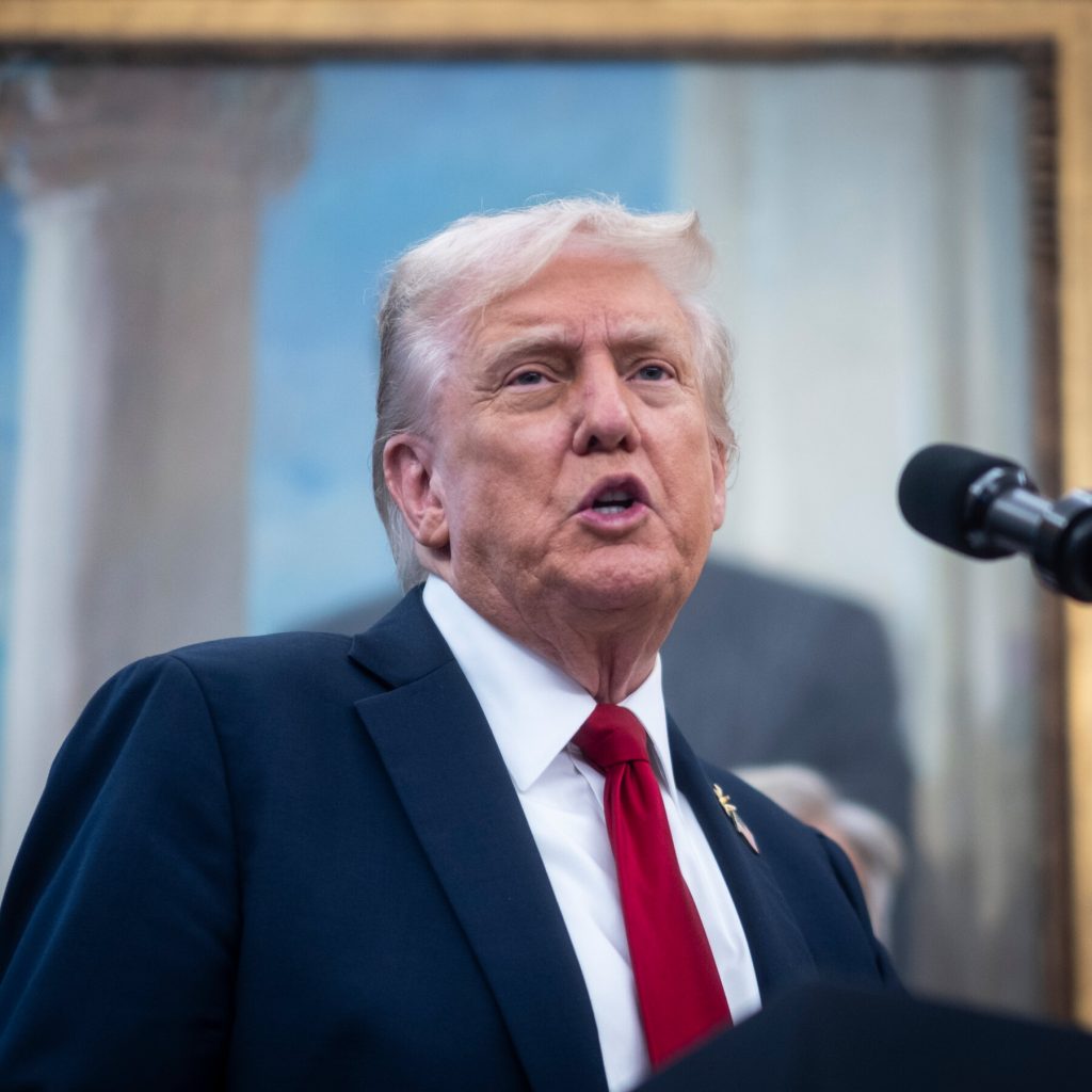 White House May Try to Deny Back Pay to Furloughed Federal Workers