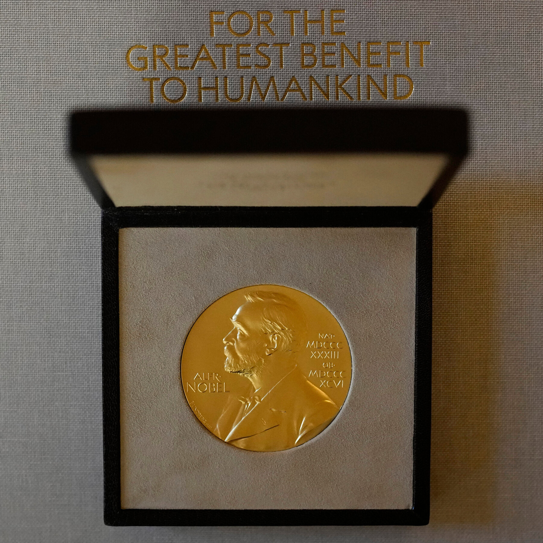 Nobel Prize in Physics Honors Pioneers of Quantum Mechanics