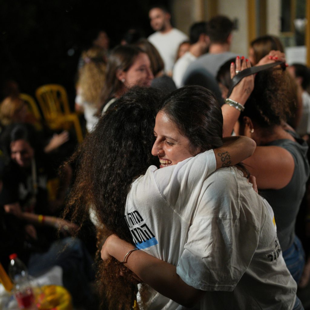 Israel and Hamas Reach Tentative Agreement on Hostage and Prisoner Swap