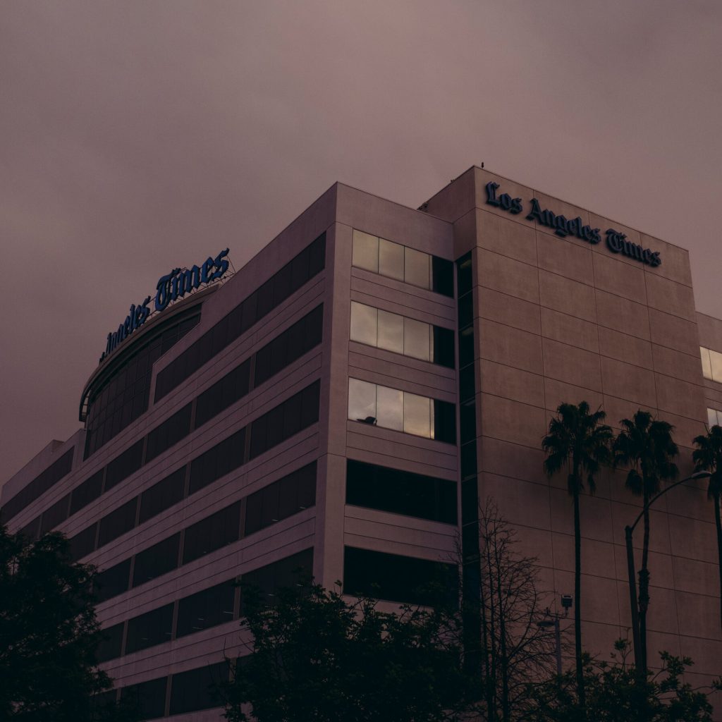Los Angeles Times Moves Closer to a Public Stock Offering