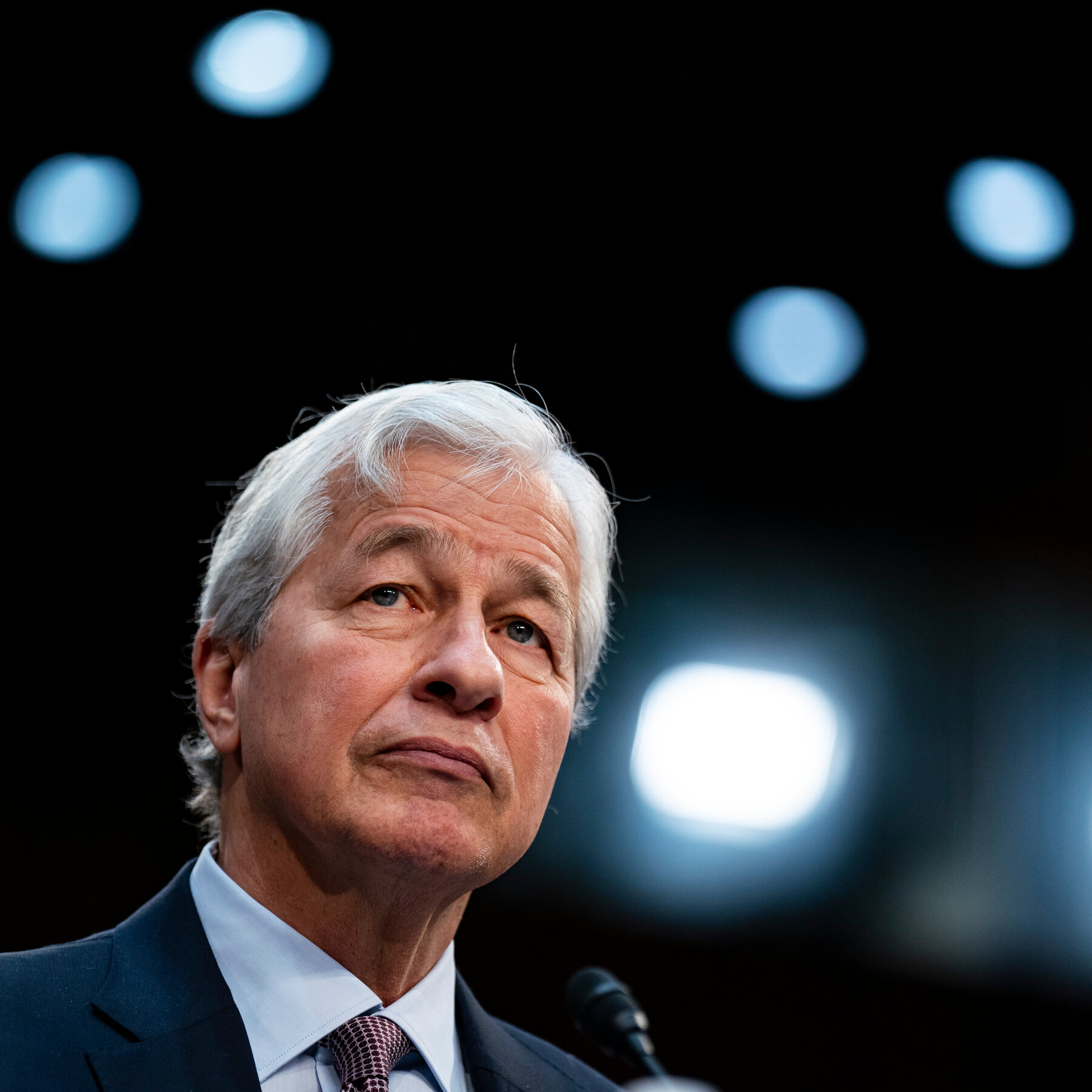 Warning Signs on the Horizon: Why Bank CEOs Like Jamie Dimon See Economic Trouble Ahead