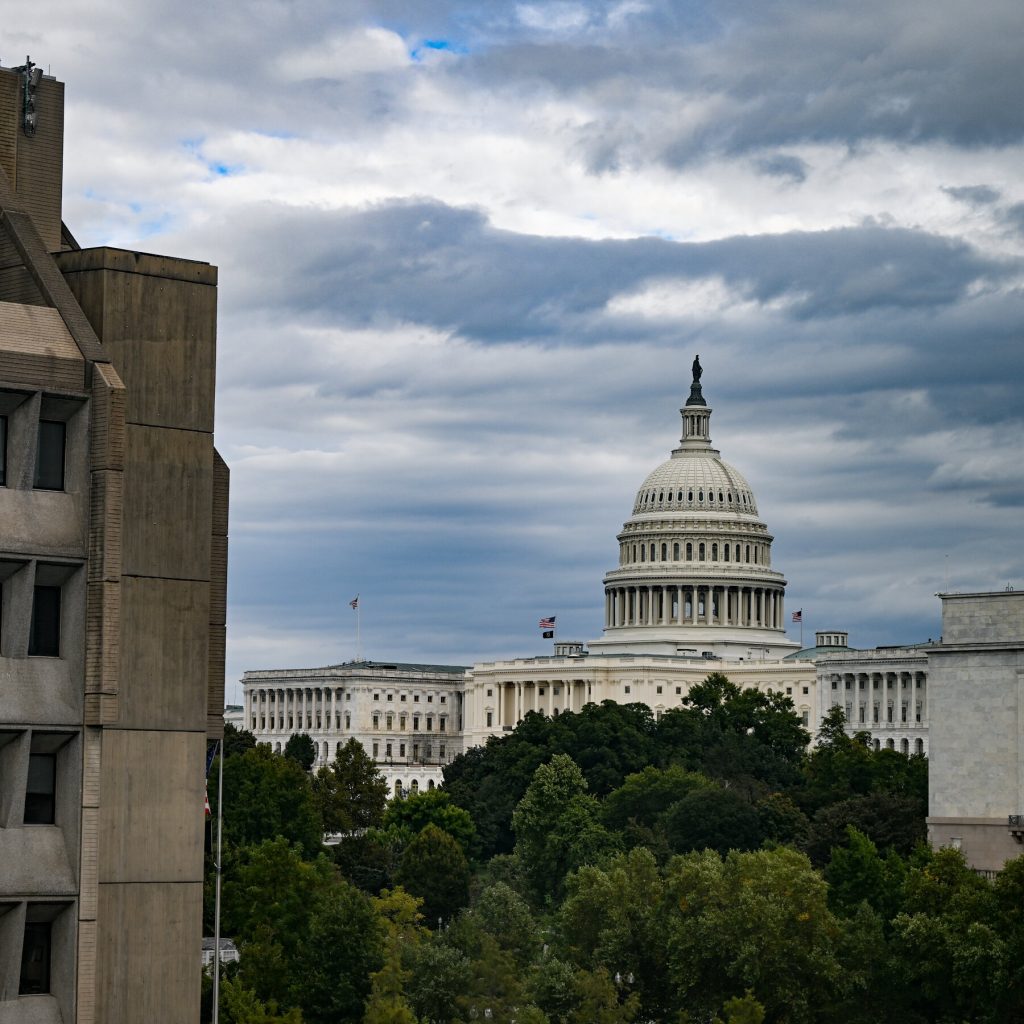 Unions to Seek Court Intervention to Halt Trump Layoffs During Shutdown