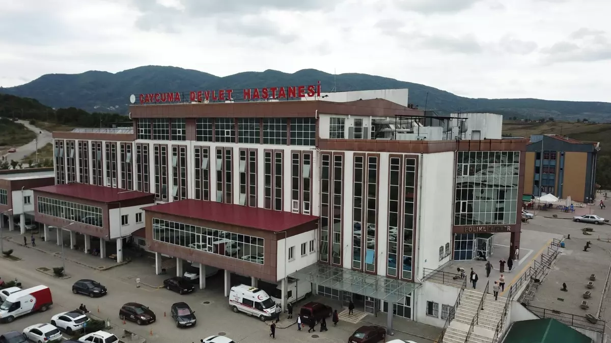 Genç Kızın Hastanede Doğum Yapması Şaşkınlık Yarattı