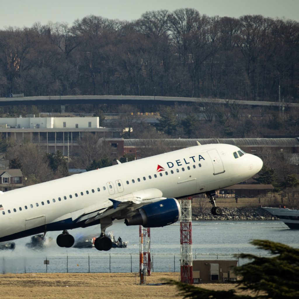 Delta and United Are Leaving Other Airlines Behind
