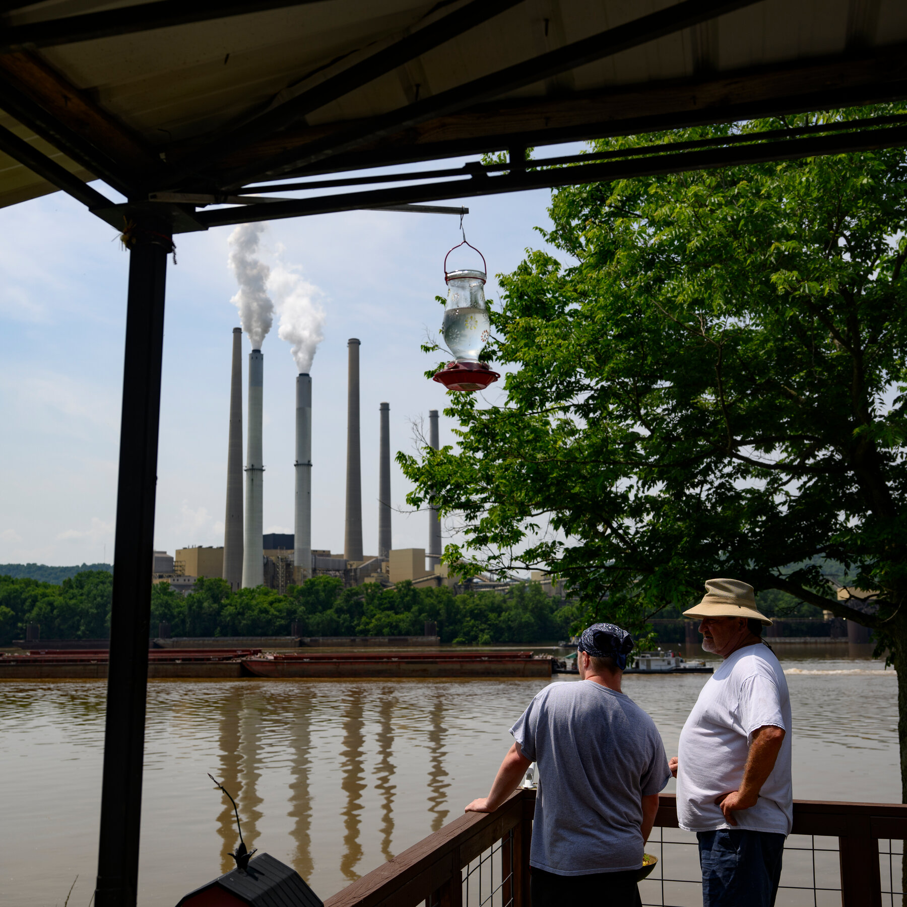 Subsidizing Fossil Fuels, but Not Clean Energy