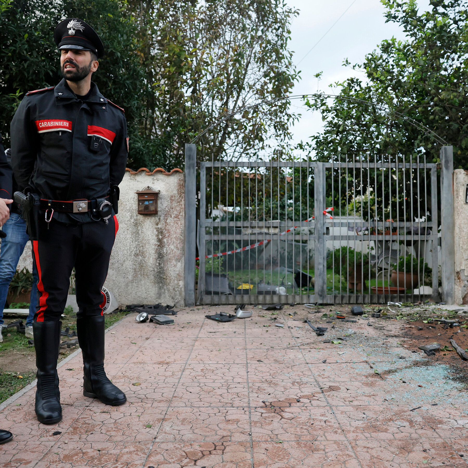 Explosion Destroys Vehicles Outside Home of Italian Journalist