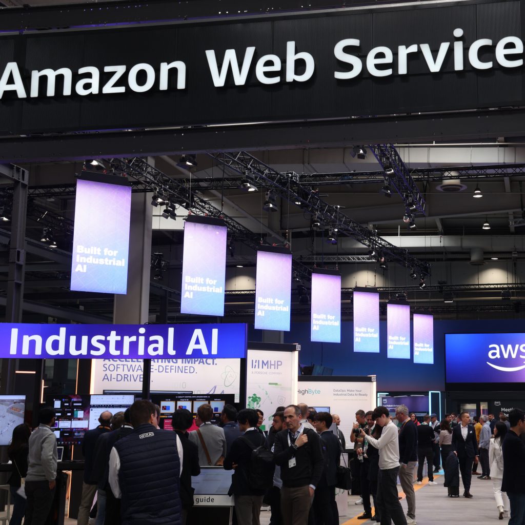 AWS Outage Wreaks Havoc: Hundreds of Websites Crippled for Hours