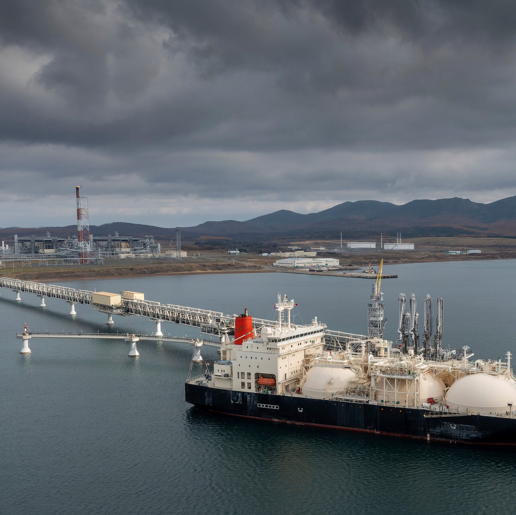 E.U. Approves Sweeping Sanctions Targeting Russian Gas and Crypto