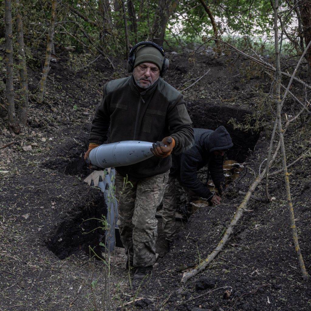 Internal Audits Shed Light on Ukraine’s Secret Weapons Spending