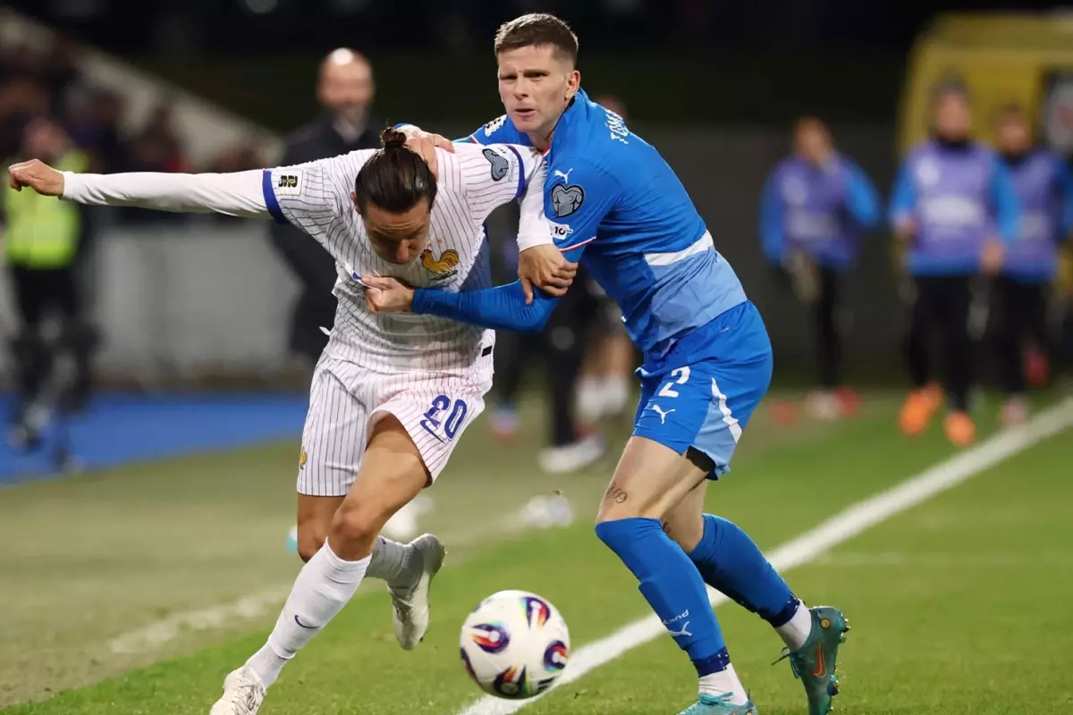 Fransa, İzlanda ile 2-2 Berabere Kaldı