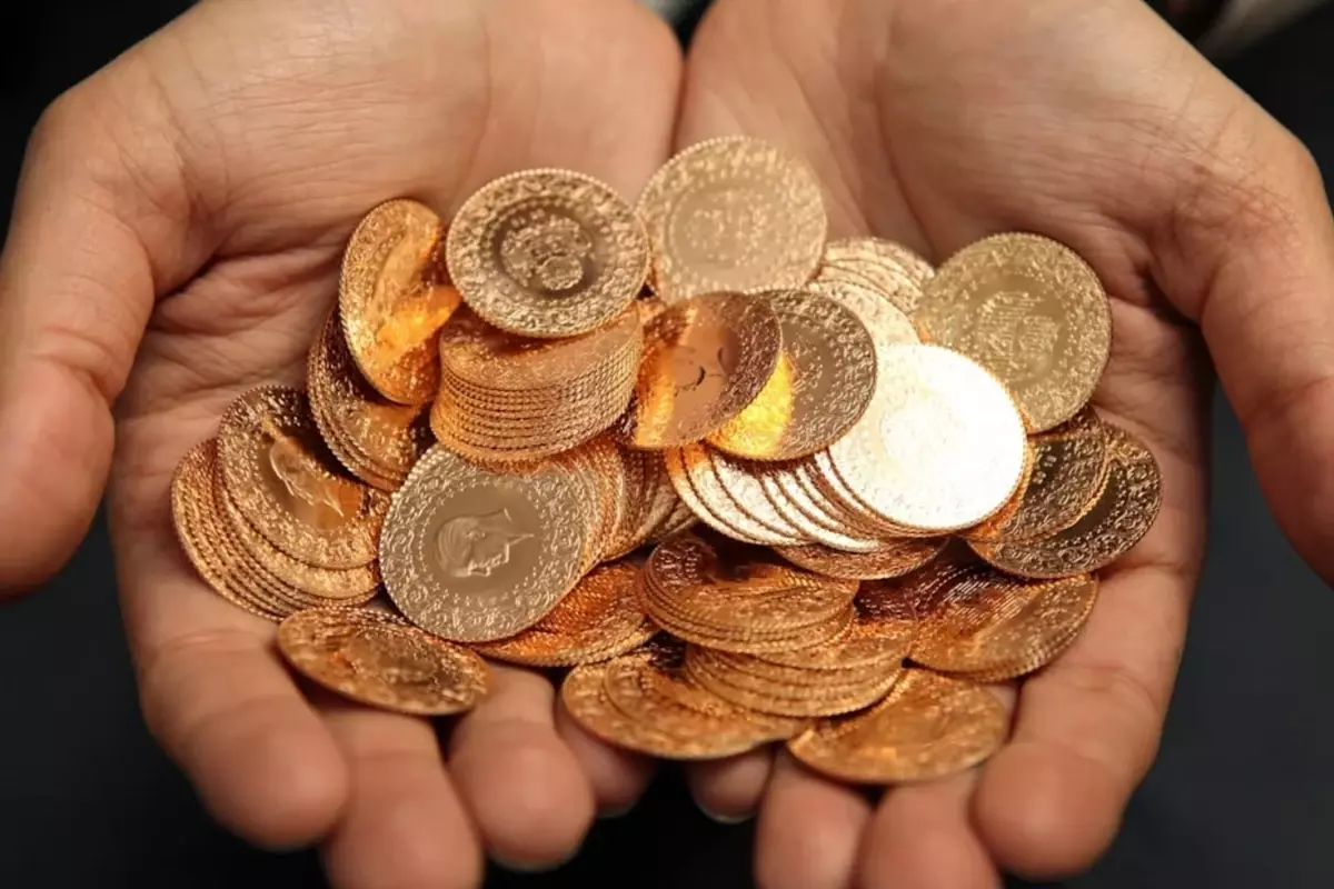 Altın ve Gümüş Fiyatları Rekor Kırıyor: Yeni Tahminler