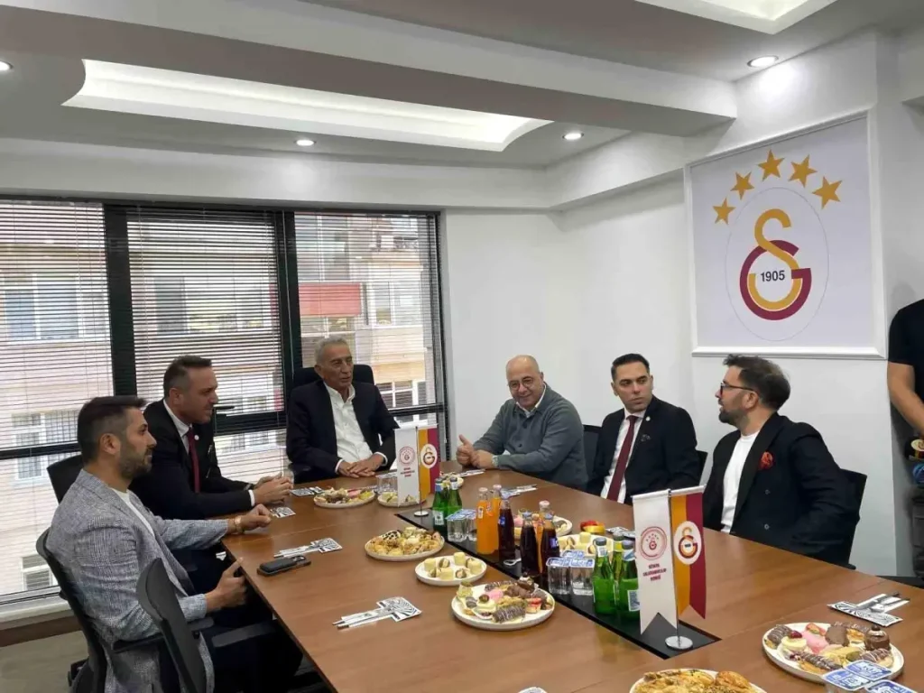 Galatasaray’ın Eski Başkanı Adnan Polat Kütahya’da