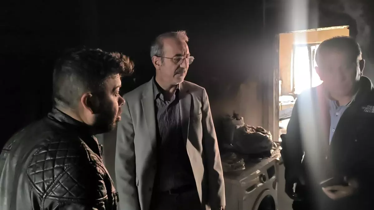 Kütahya’da Yangın Mağduru Aileye AK Parti’den Destek