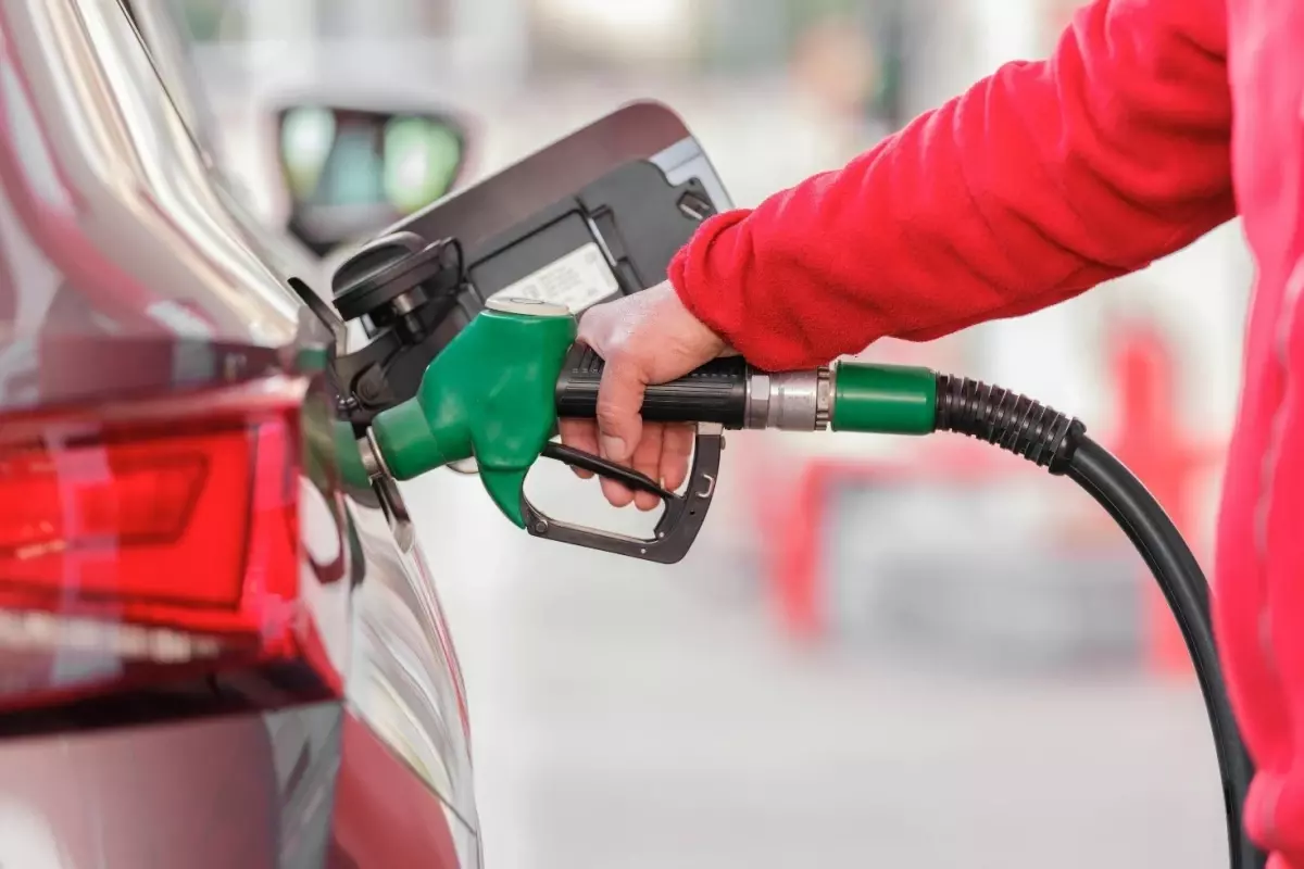 Akaryakıt Devi Satışa Çıkarıldı: Türkiye’de 600 Şubesi Var