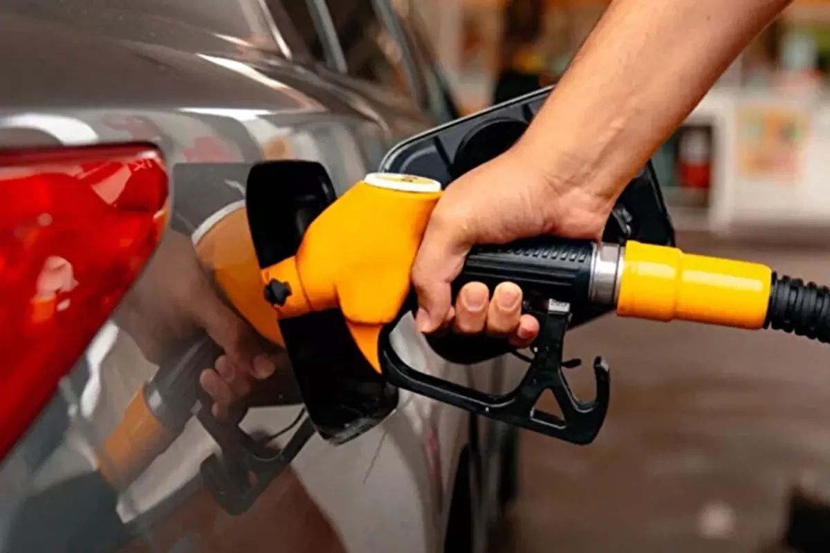 Akaryakıt Fiyatlarına Yeni İndirim Geldi