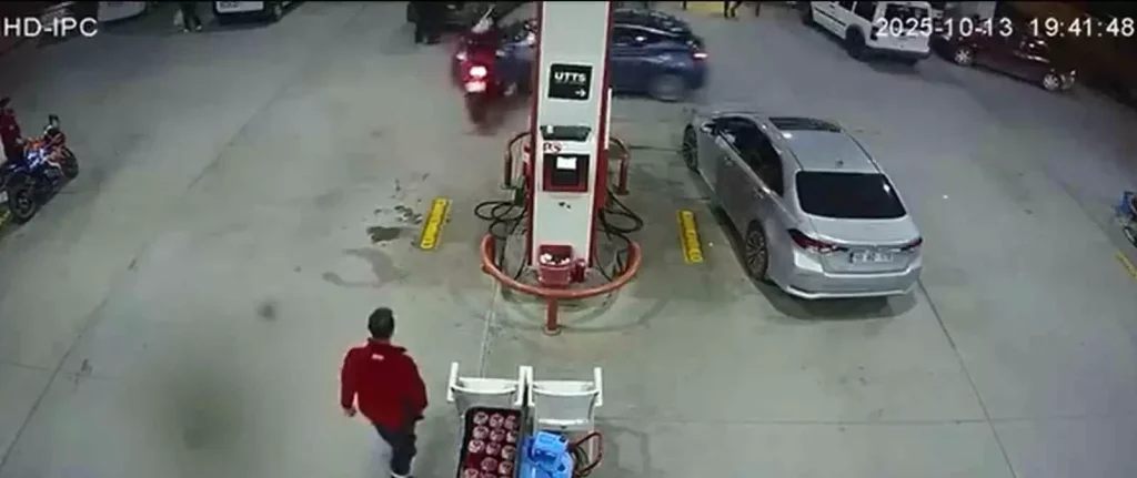 Akaryakıt İstasyonunda Korkutan Kaza Kamerada