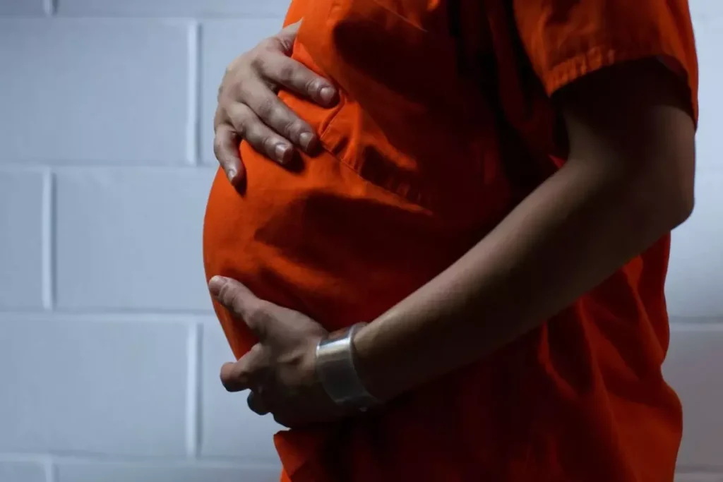 Cezaevinde “Bebek” Planı: İmkansızı Başaran Kadın