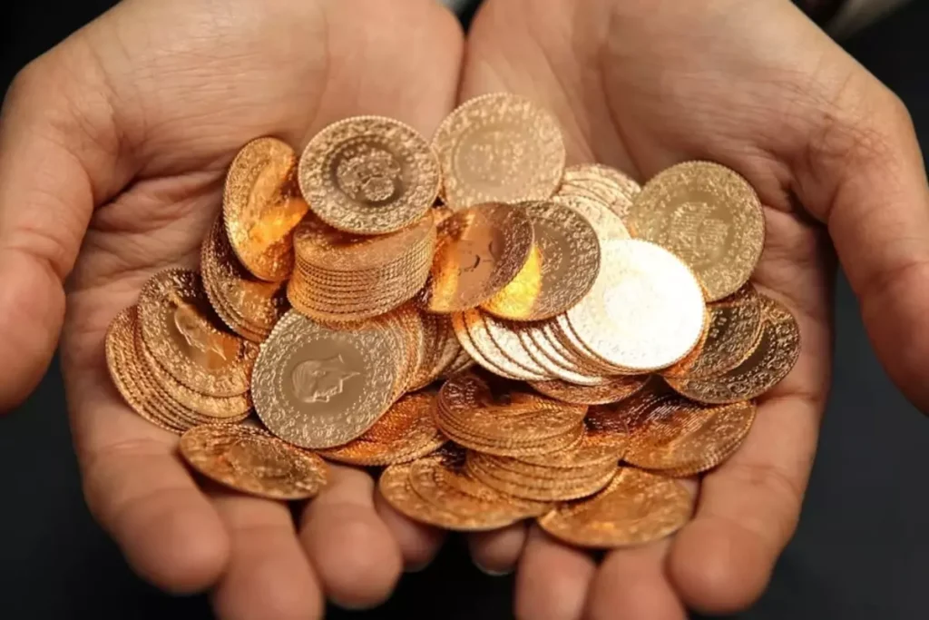 Altın Fiyatlarındaki Dalgalanma Yatırımcıları Endişelendirdi