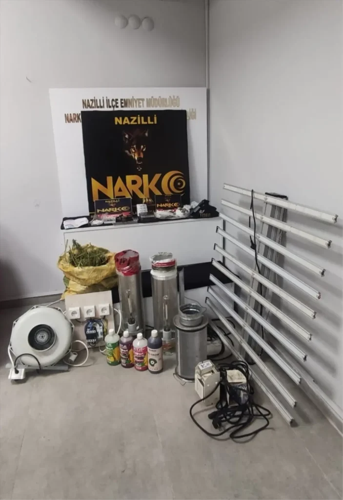 Uyuşturucu Operasyonunda 2 Şüpheli Tutuklandı